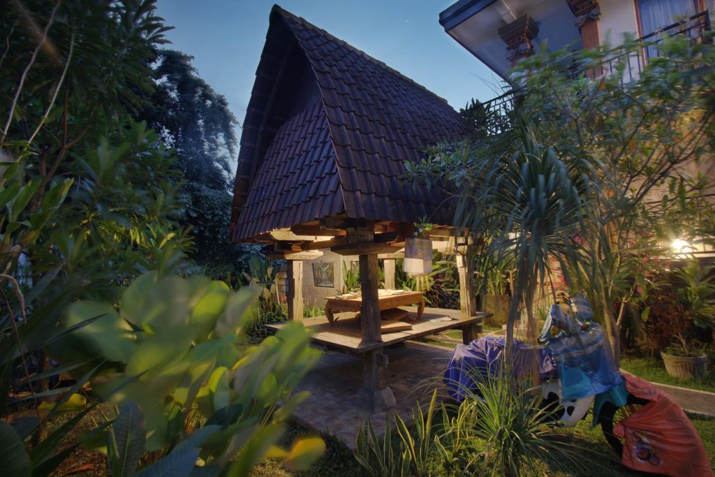 Loris Homestay Ubud Zewnętrze zdjęcie