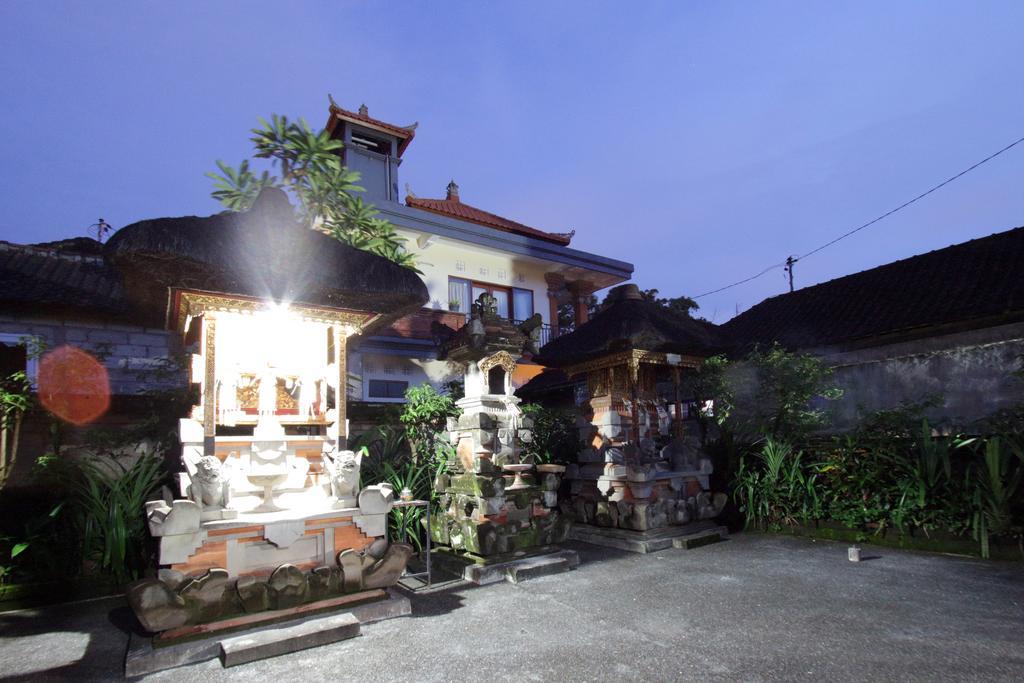 Loris Homestay Ubud Zewnętrze zdjęcie